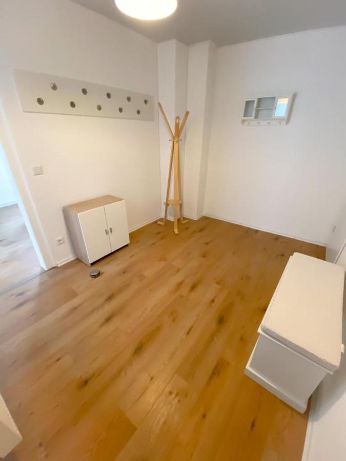 Schoene Aussicht, Wallbox, 70Qm, Kontaktloser Check-In アイゼナハ エクステリア 写真