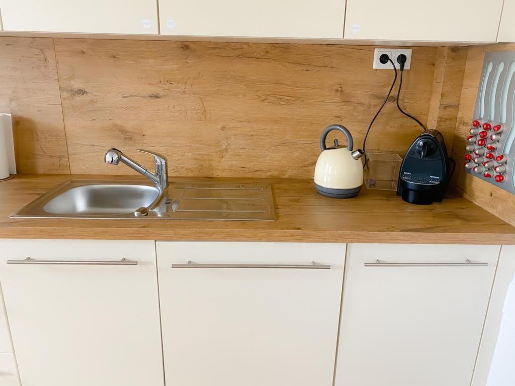 Schoene Aussicht, Wallbox, 70Qm, Kontaktloser Check-In アイゼナハ エクステリア 写真